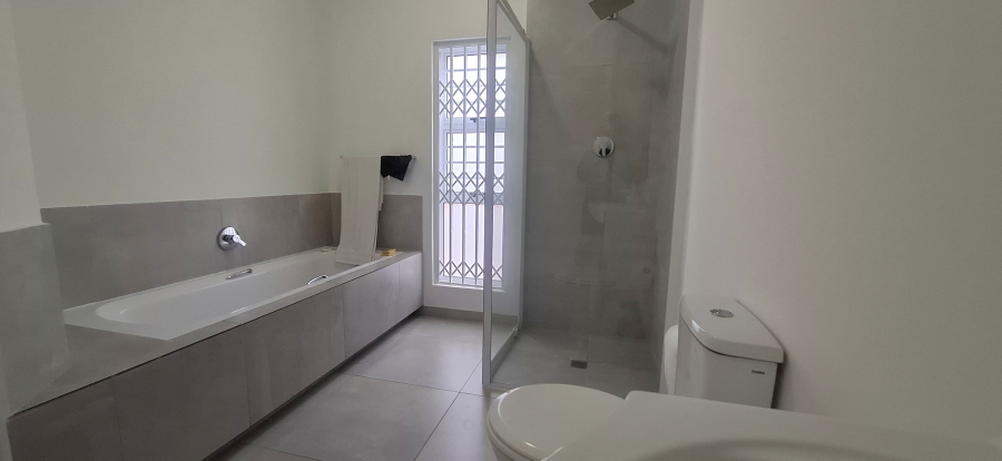 2 Bedroom Property for Sale in Beacon Bay Eastern Cape